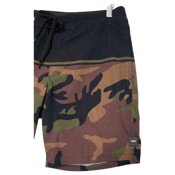 Vans Board Shorts Mens 32 Green Camouflage Black Swim Trunks Pocket Beach Cruise - Picture 8 of 15